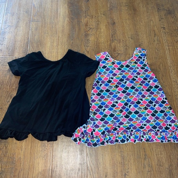 Black and Multicolor Ruffle Hem Tops - Picture 1 of 6